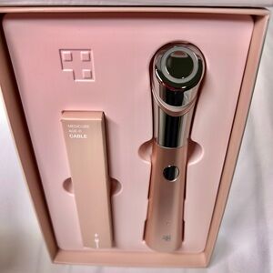 Medicube Age-R Airshot Device Limited Edition Primerose Color